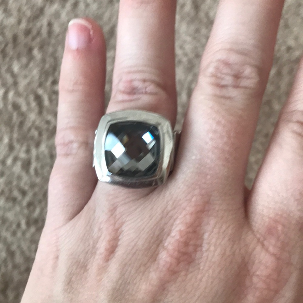 Stretch ring